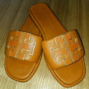 Tory Burch Double T Bourbon Miele with Gold size 8